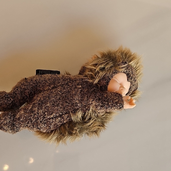 Anne Geddes Brown and Tan Stuffed Animal Plush Toy - Picture 4 of 7